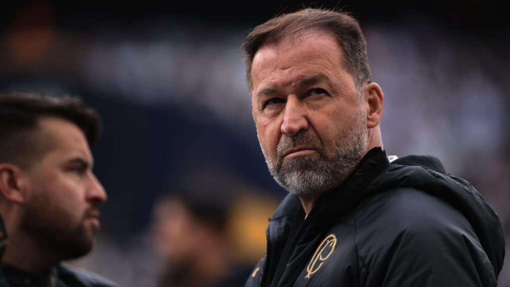 Augusto Melo recebe comunicado no Corinthians da FPF sobre polêmica antes da semifinal do Paulista: “Pedindo”