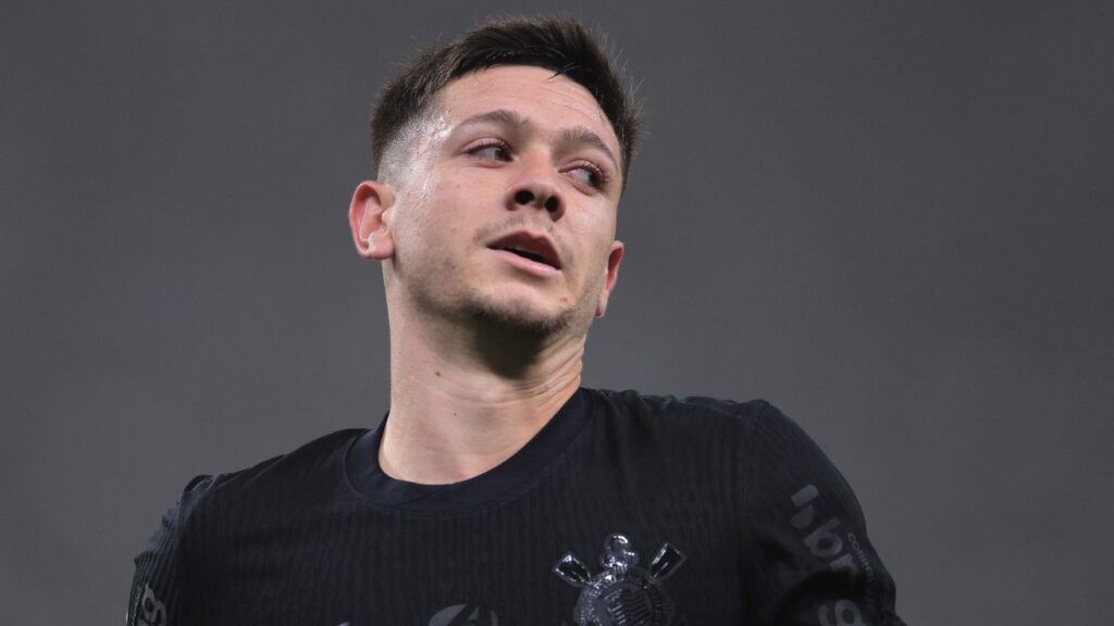 Ramón Díaz faz ‘aviso’ no Corinthians sobre volta de Rodrigo Garro: “Poucos minutos”
