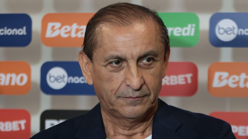 Ramón Díaz surpreende no Corinthians e prepara duas mudanças para decisão na Libertadores: “Escolhido”