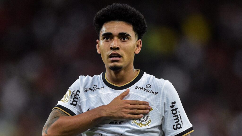 Torcida do Corinthians ‘ferve’ com notícia sobre Du Queiroz: “Ninguém esperava”
