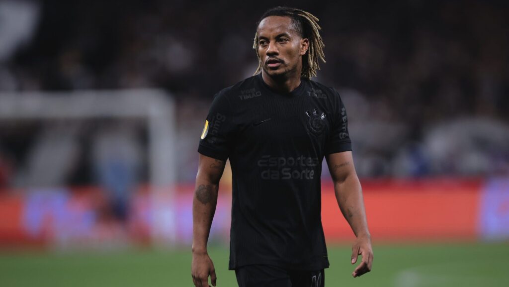 Carrillo não alivia no Corinthians e faz ‘desabafo’ após derrota na Libertadores: “Somos os primeiros”